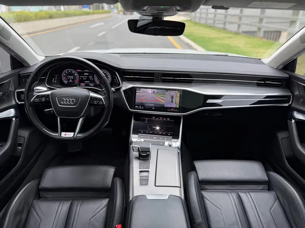 Audi A7 2020 45 TFSI Premium Selection купить на сайте DeffCars