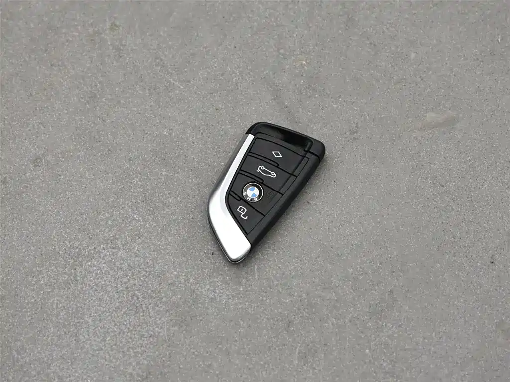 BMW i3 2022 eDrive 35 L купить на сайте DeffCars