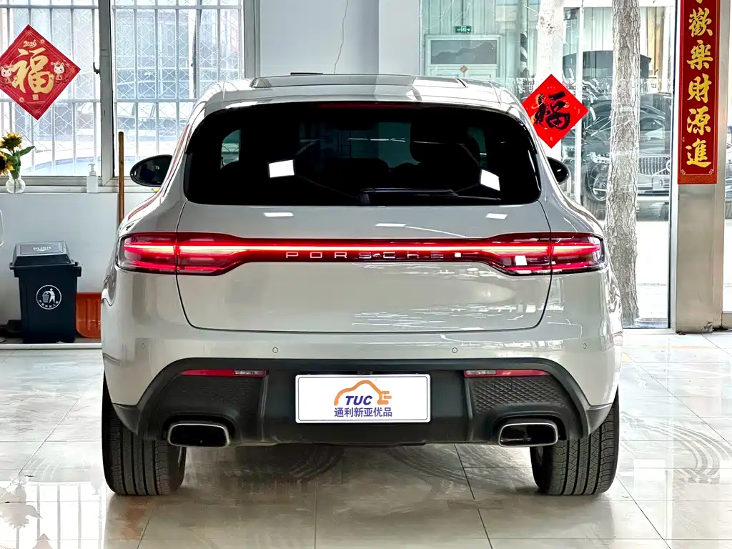 Macan 2023 Macan 2.0T купить на сайте DeffCars