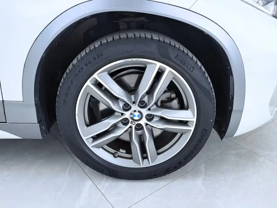 BMW X2 2020 sDrive25i Leading M Off-Road Package купить на сайте DeffCars