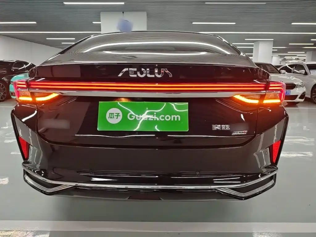 Yixuan max 2023 1.5T Ultra Daddy Edition купить на сайте DeffCars