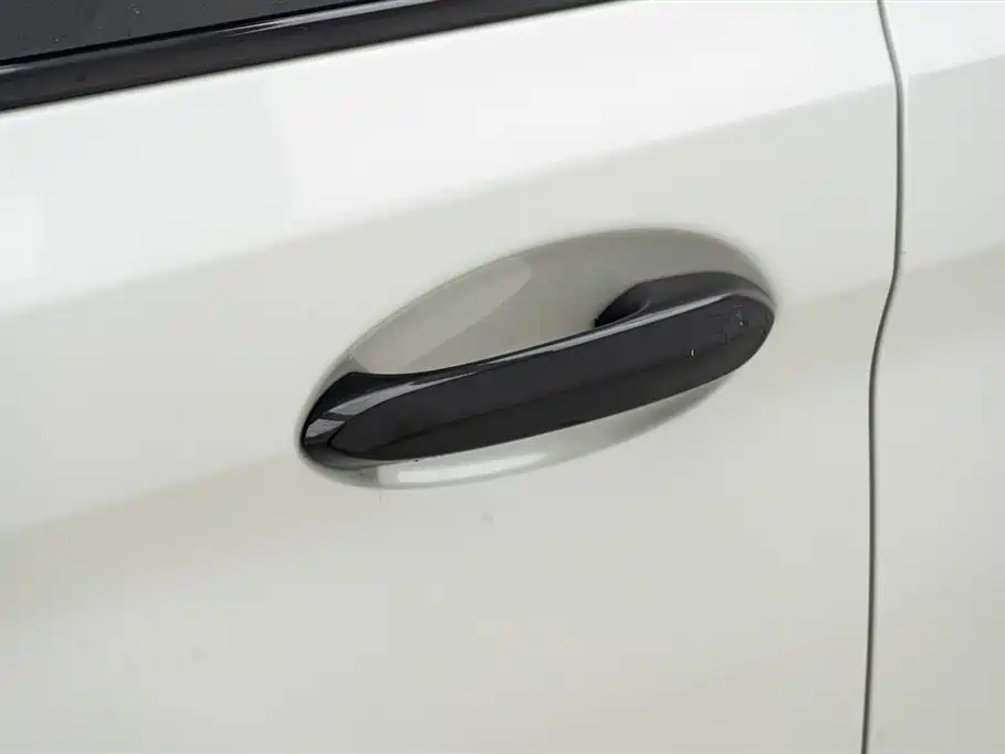 BMW 5 Series 2019 facelift 530Li leading M sports package купить на сайте DeffCars