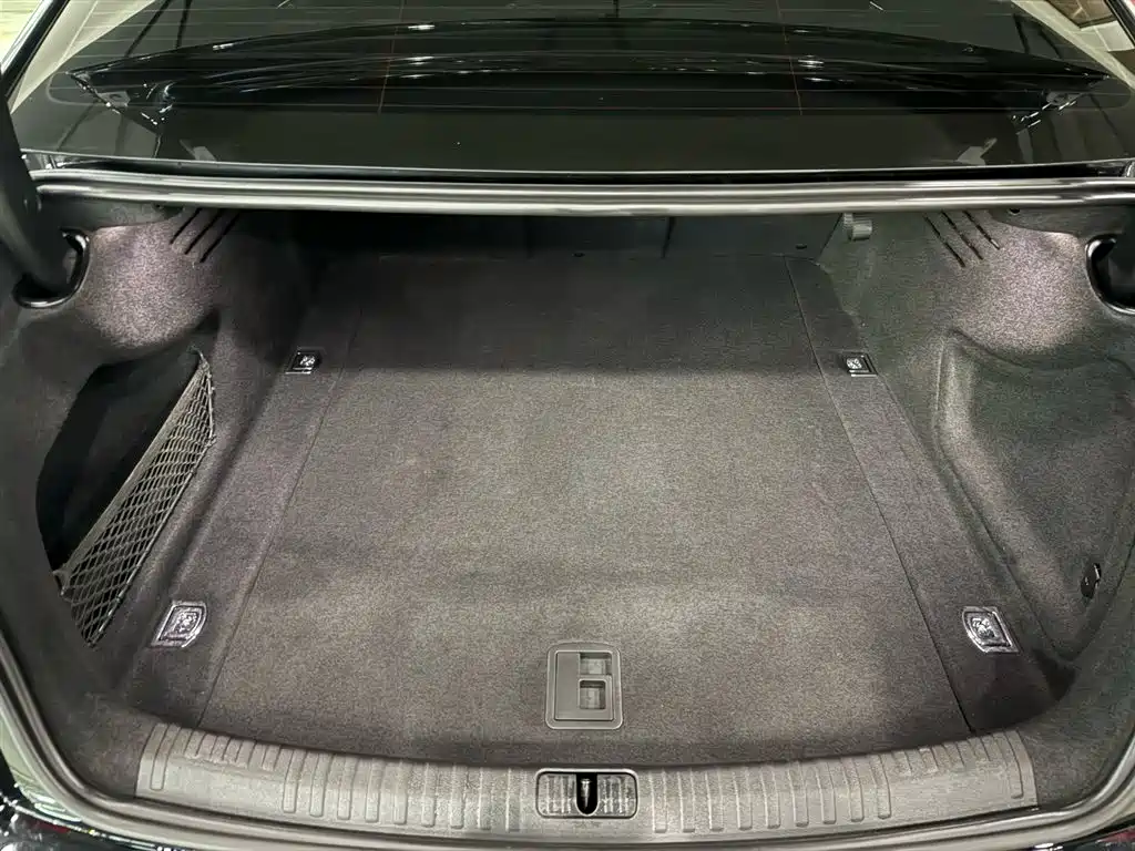 Audi A6L 2023 45 TFSI quattro premium dynamic model купить на сайте DeffCars