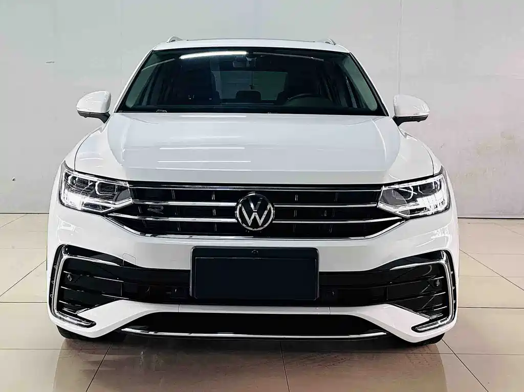 Tiguan L 2024 330TSI automatic two-wheel drive R-Line version купить на сайте DeffCars