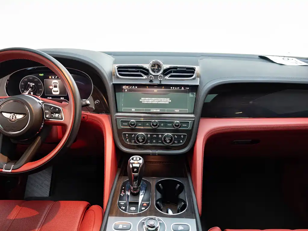 Bentayga 2021 4.0T V8 купить на сайте DeffCars
