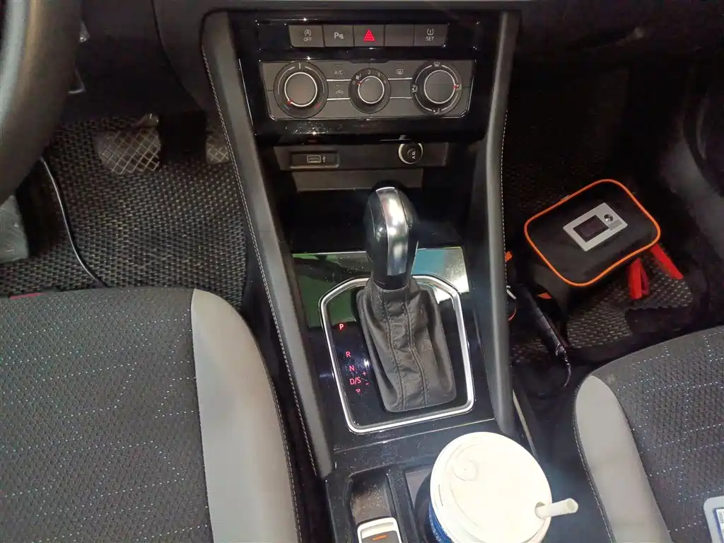 Jetta VS7 2023 280TSI automatic aggressive version купить на сайте DeffCars