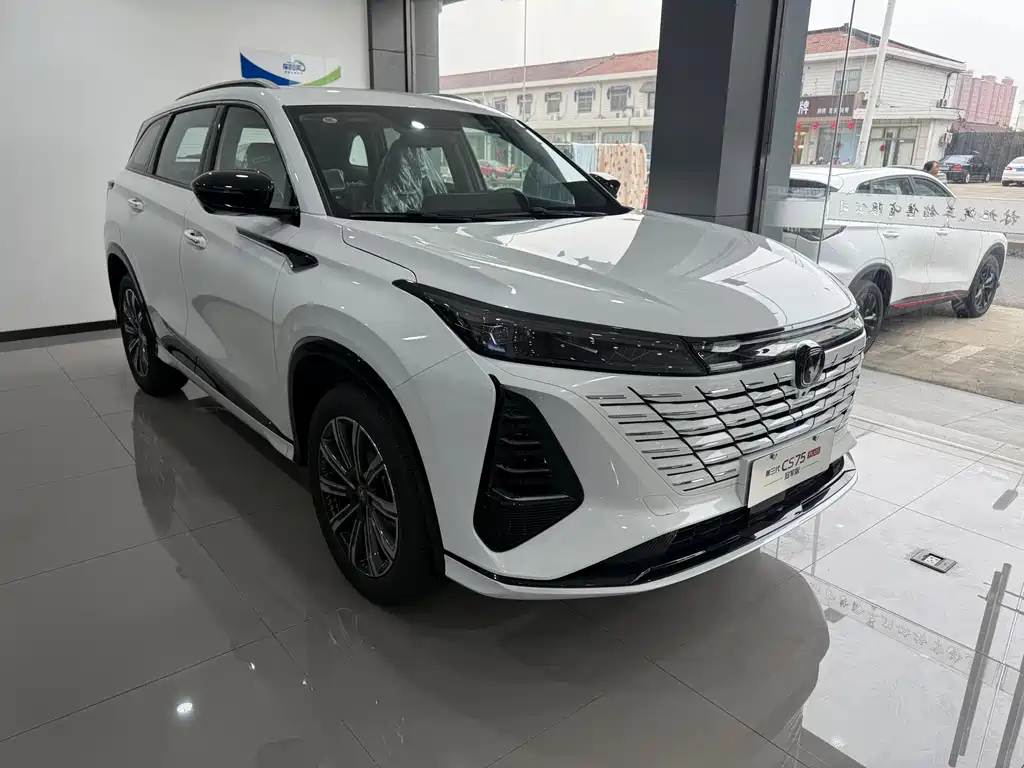 Changan CS75PLUS 2026 Smart Champion Edition 1.5T New Blue Whale Smart Navigation Model купить на сайте DeffCars