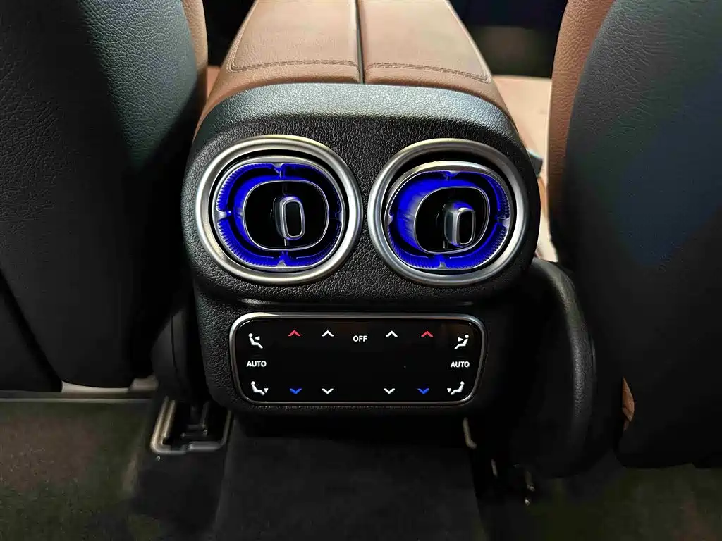Mercedes-Benz GLC 2025 GLC 300 L 4MATIC Dynamic 7-seater купить на сайте DeffCars