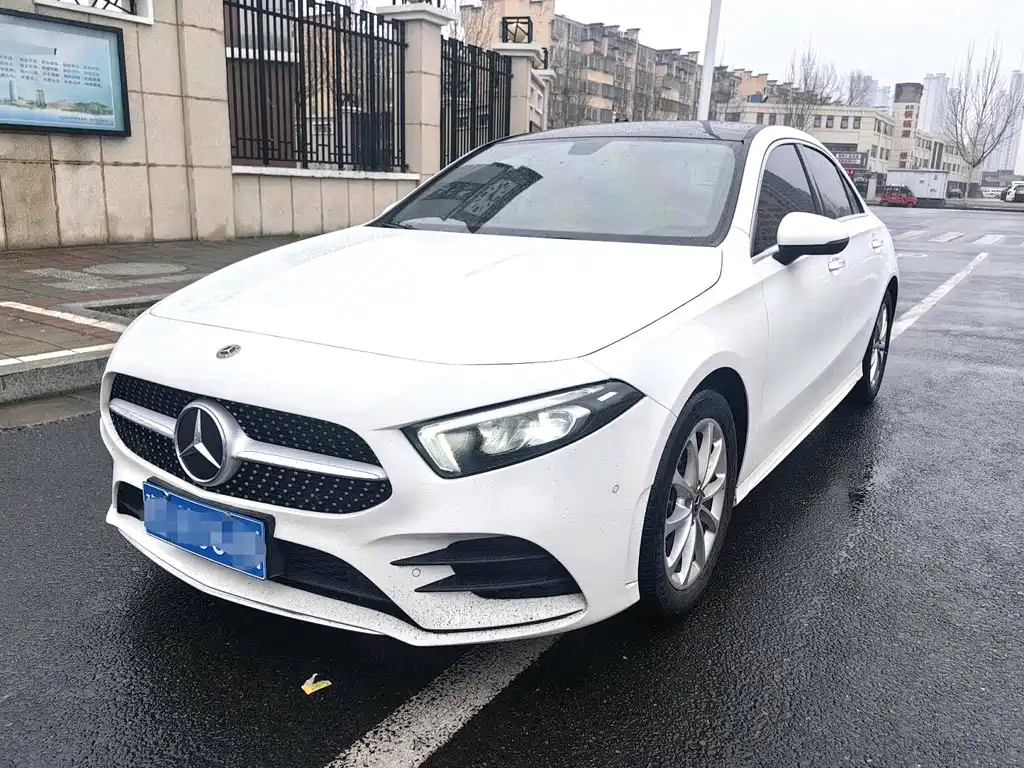 Mercedes-Benz A-Class 2022 A 200 L Sports Sedan Fashionable купить на сайте DeffCars