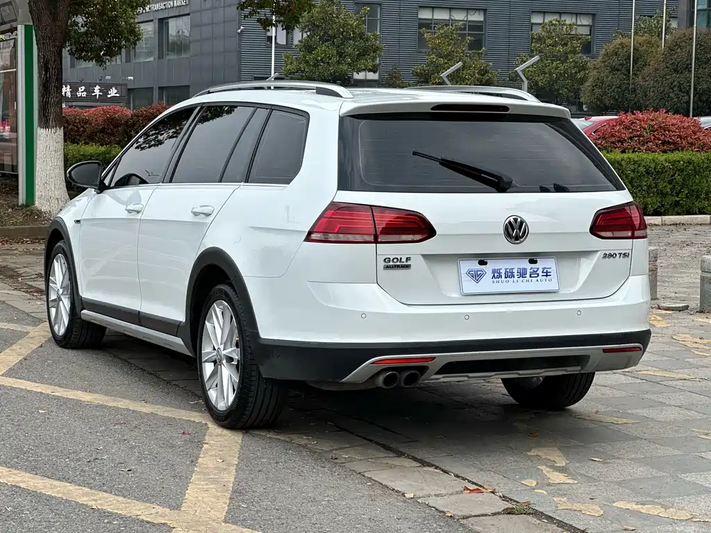 Golf imported 2019 1.8TSI travel version купить на сайте DeffCars