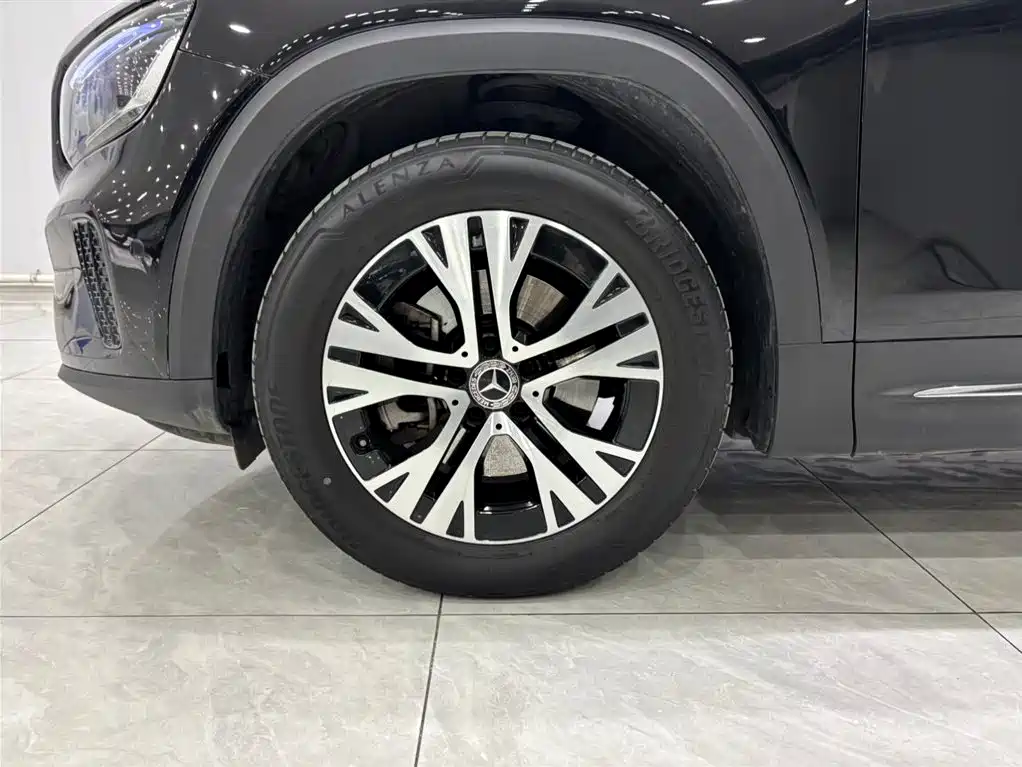 Mercedes-Benz GLB 2024 GLB 220 Dynamic купить на сайте DeffCars