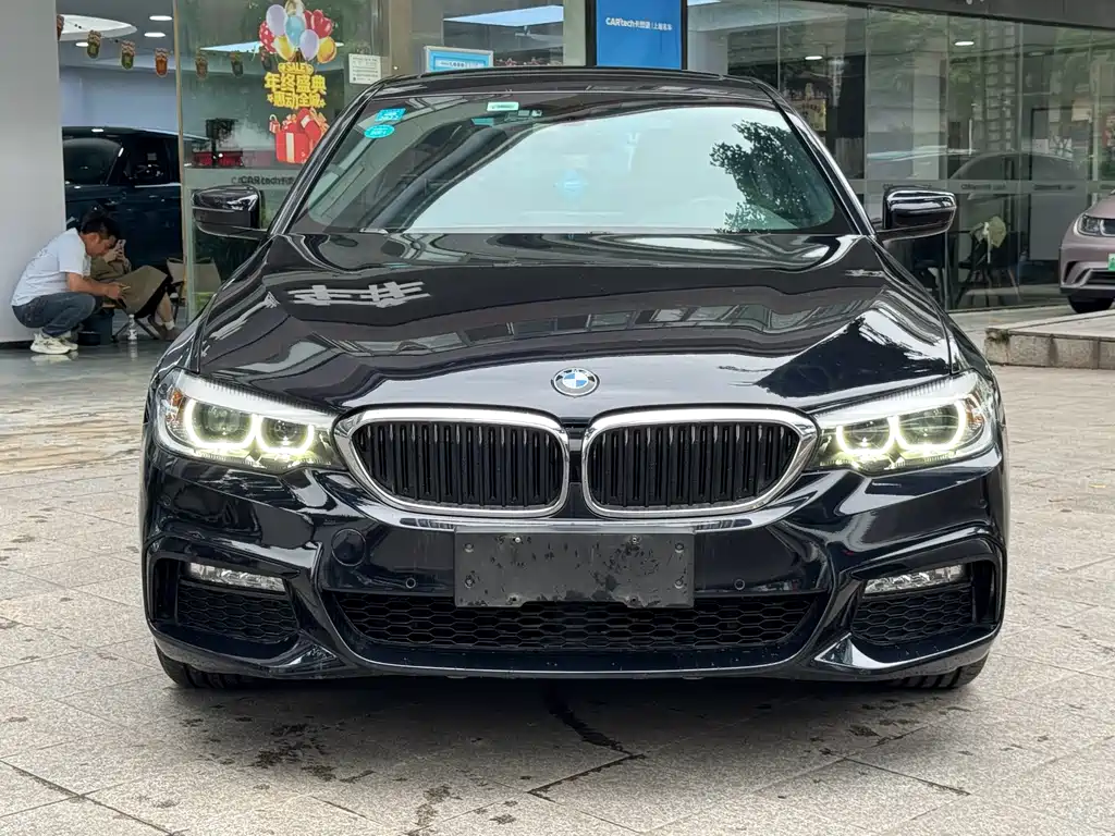 BMW 5 Series 2018 525Li M Sports Package купить на сайте DeffCars