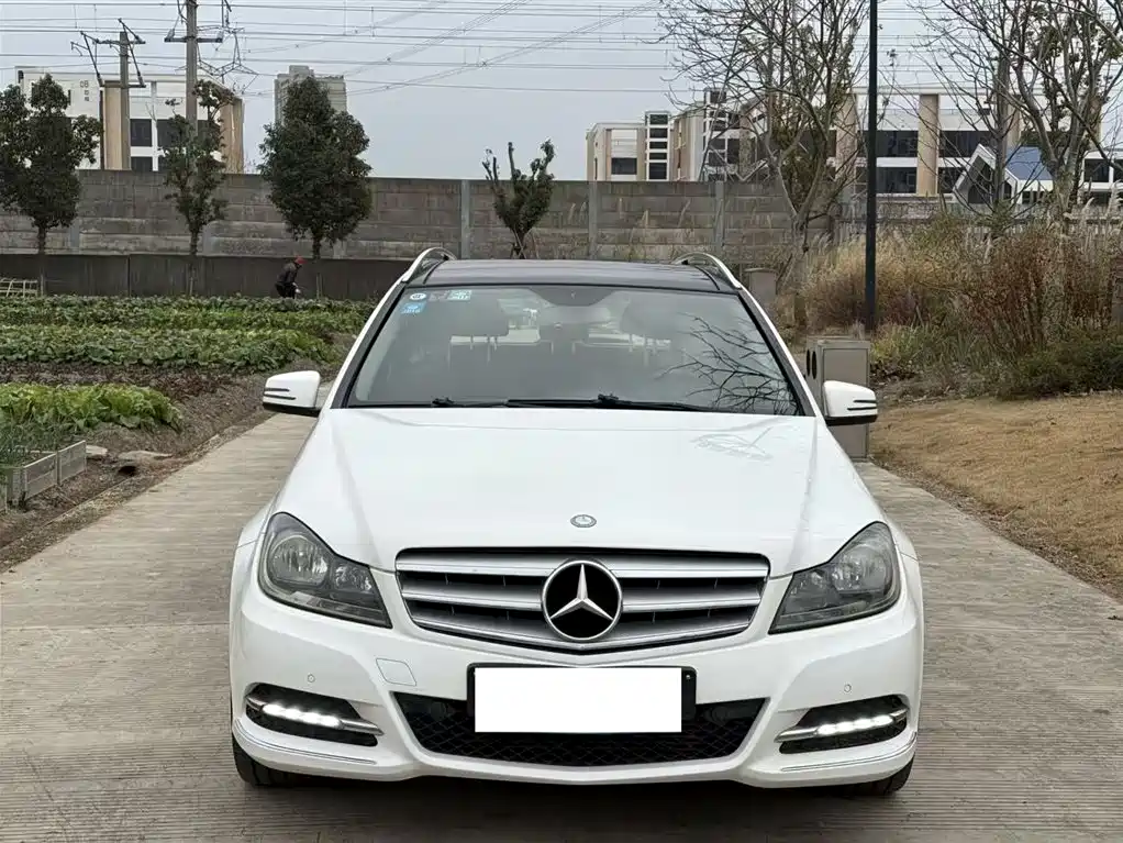 Mercedes-Benz C-Class (Imported) 2011 C 200 Fashion Travel Edition купить на сайте DeffCars