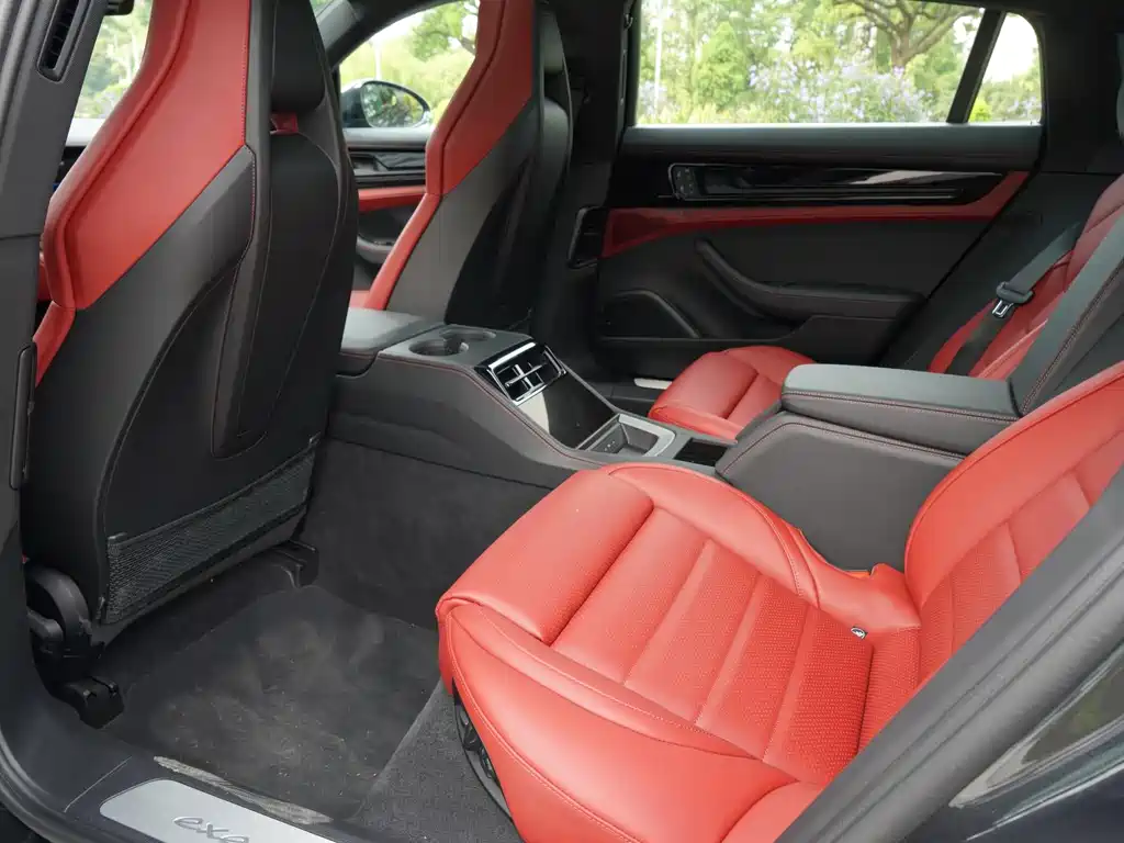 Panamera 2024 Panamera 4 Executive Extended Edition 2.9T купить на сайте DeffCars