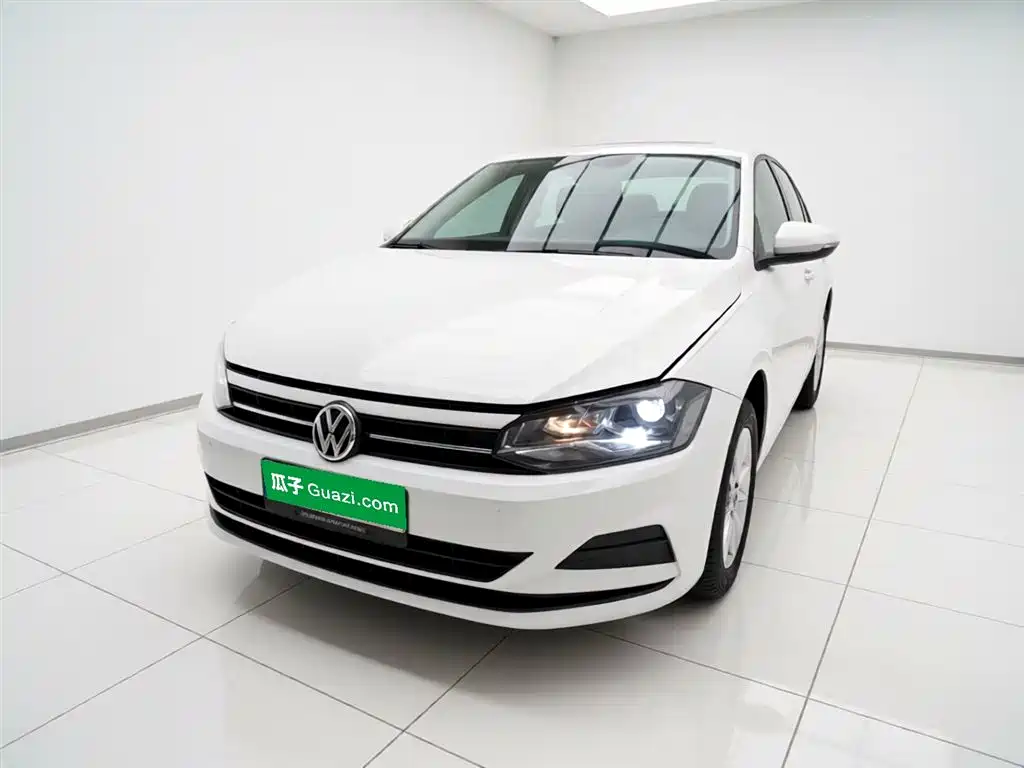 Polo 2023 facelift Plus 1.5L automatic indulgence version купить на сайте DeffCars