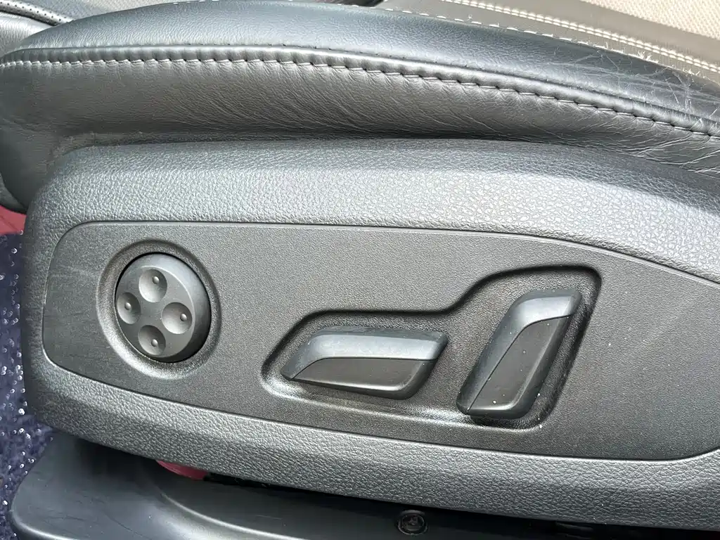 Audi A4L 2022 40 TFSI Fashionable and Dynamic купить на сайте DeffCars