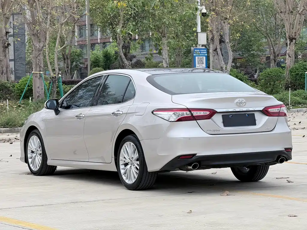 Camry 2019 facelift 2.5G Deluxe Edition купить на сайте DeffCars