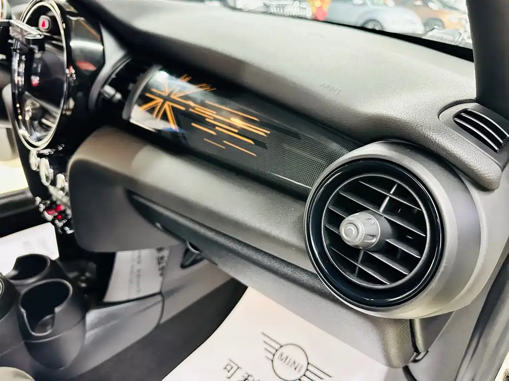 MINI 2021 1.5T COOPER racer купить на сайте DeffCars