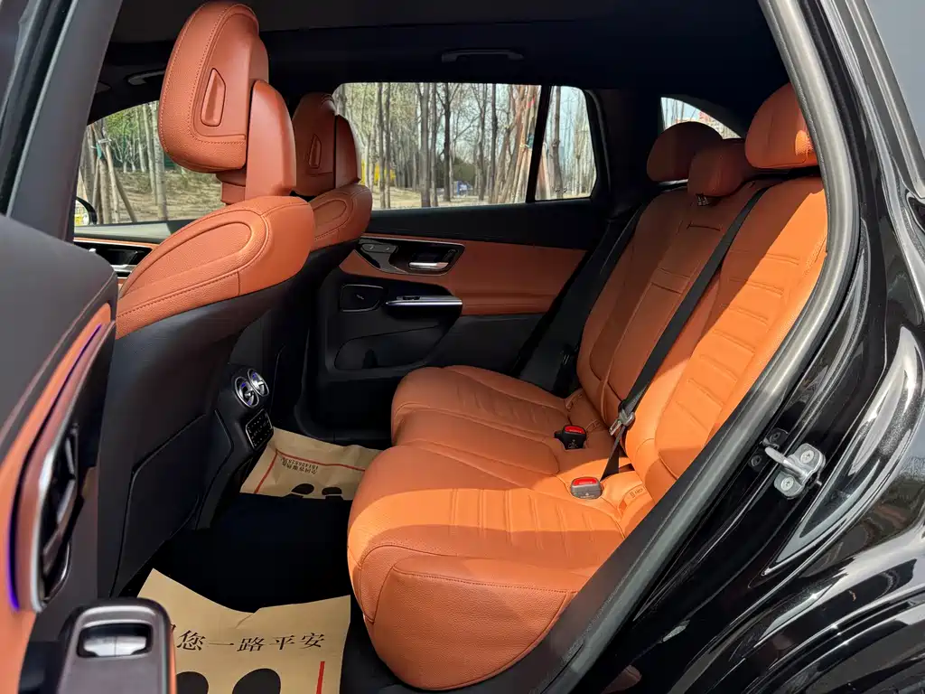 Mercedes-Benz GLC 2024 GLC 260 L 4MATIC luxury model 5 seats купить на сайте DeffCars