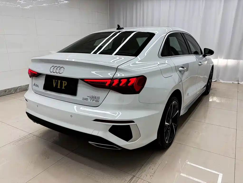 Audi A3 2021 A3L Limousine 35 TFSI Fashionable and Sporty купить на сайте DeffCars