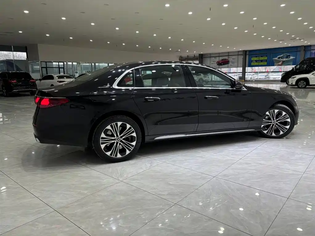 Mercedes-Benz E-Class New Energy 2024 E 350 e L plug-in hybrid sedan купить на сайте DeffCars