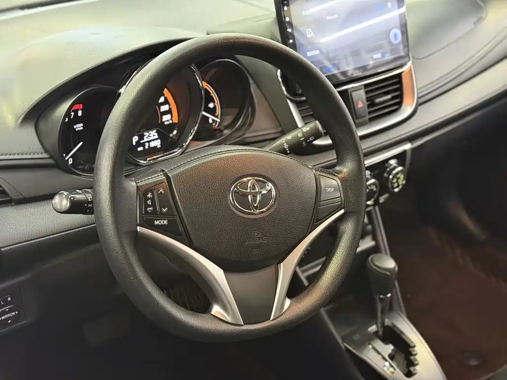 YARiS L Zhixuan 2022 model Zhixuan X 1.5L CVT leading PLUS version купить на сайте DeffCars