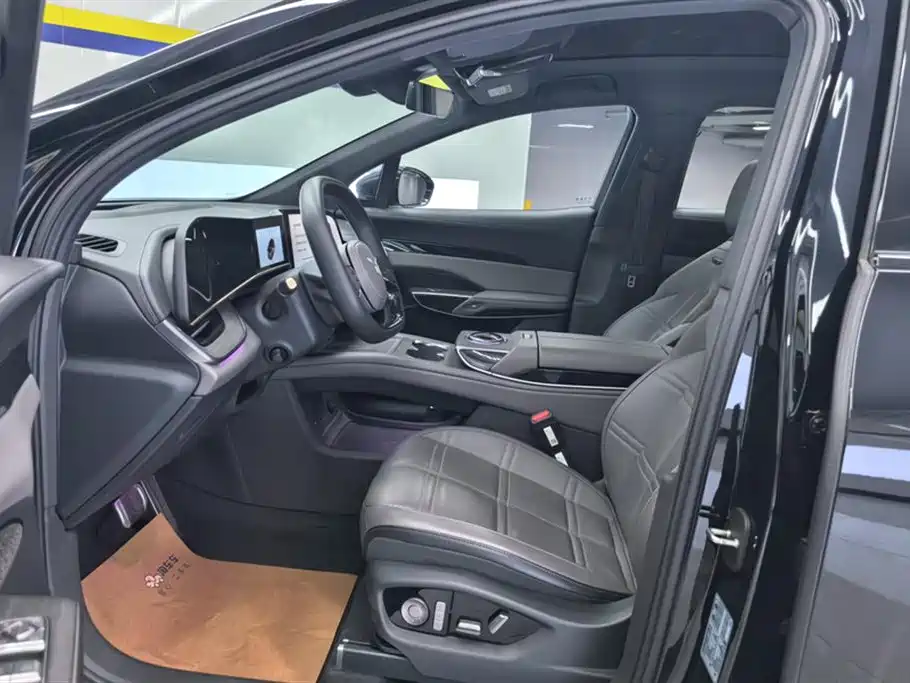 Hongqi Tiangong 08 2025 680 Ultra four-wheel drive version купить на сайте DeffCars