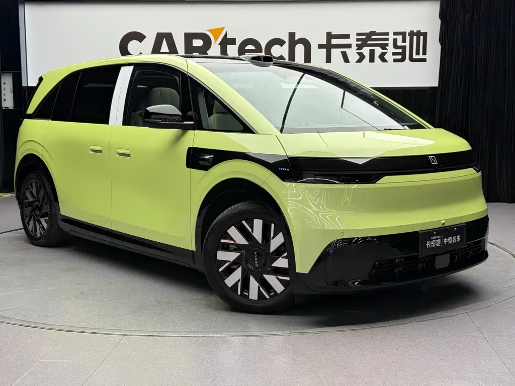ZEEKR mix 2025 купить на сайте DeffCars