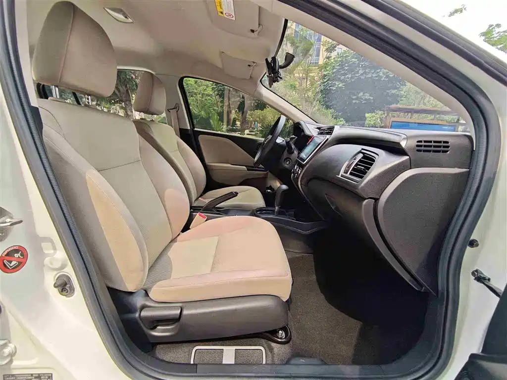 Fengfan 2019 1.5L CVT Comfort Edition купить на сайте DeffCars