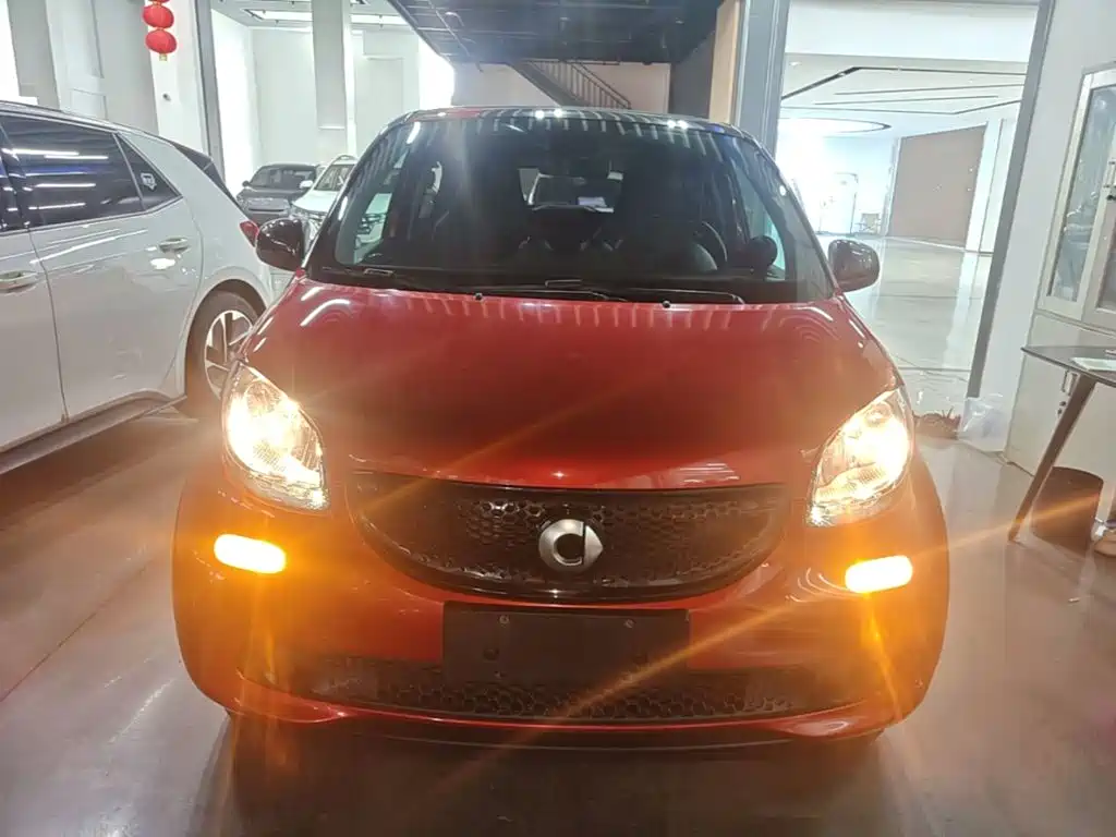 smart forfour 2018 0.9T 66kW Pioneer Edition купить на сайте DeffCars