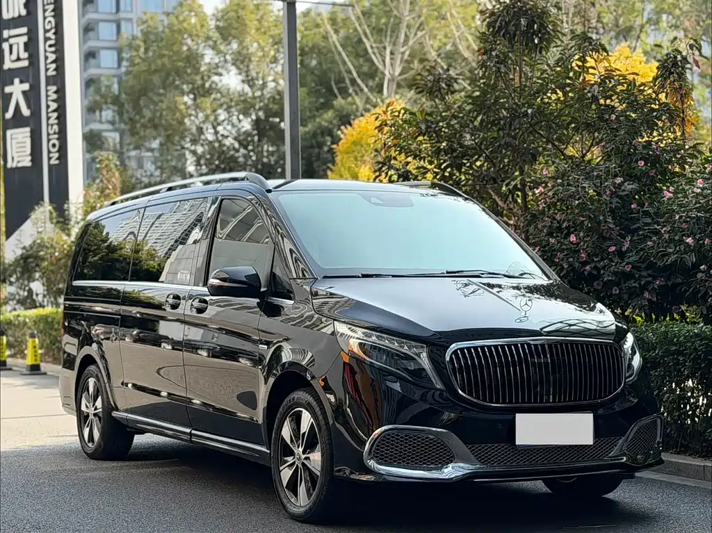 Mercedes-Benz V-Class 2021 V 260 L Long Wheelbase Luxury Edition купить на сайте DeffCars