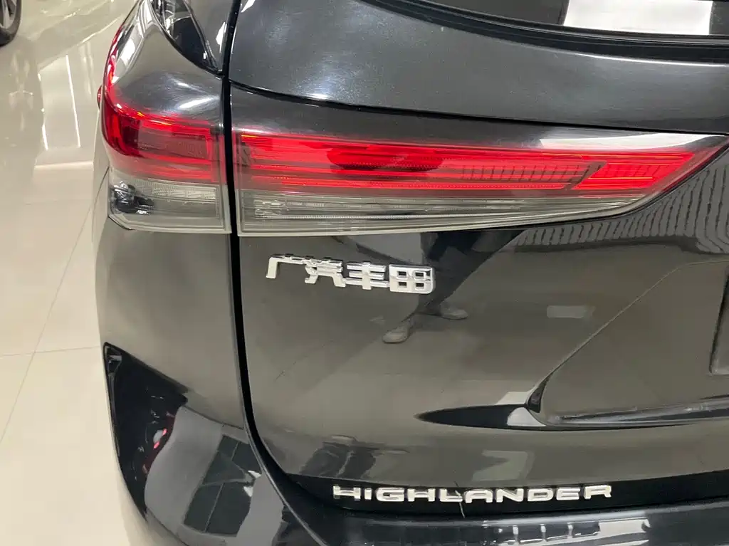 Highlander 2022 dual engine 2.5L four-wheel drive extreme version 7 seats купить на сайте DeffCars