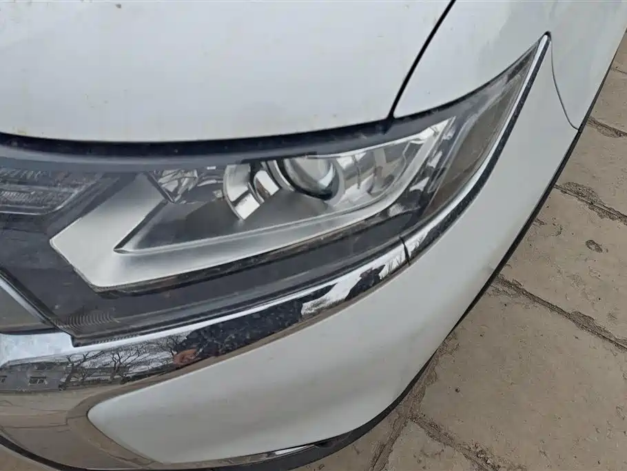 Outlander 2019 2.0L 2WD Enjoy Edition, 5 seats, National VI купить на сайте DeffCars