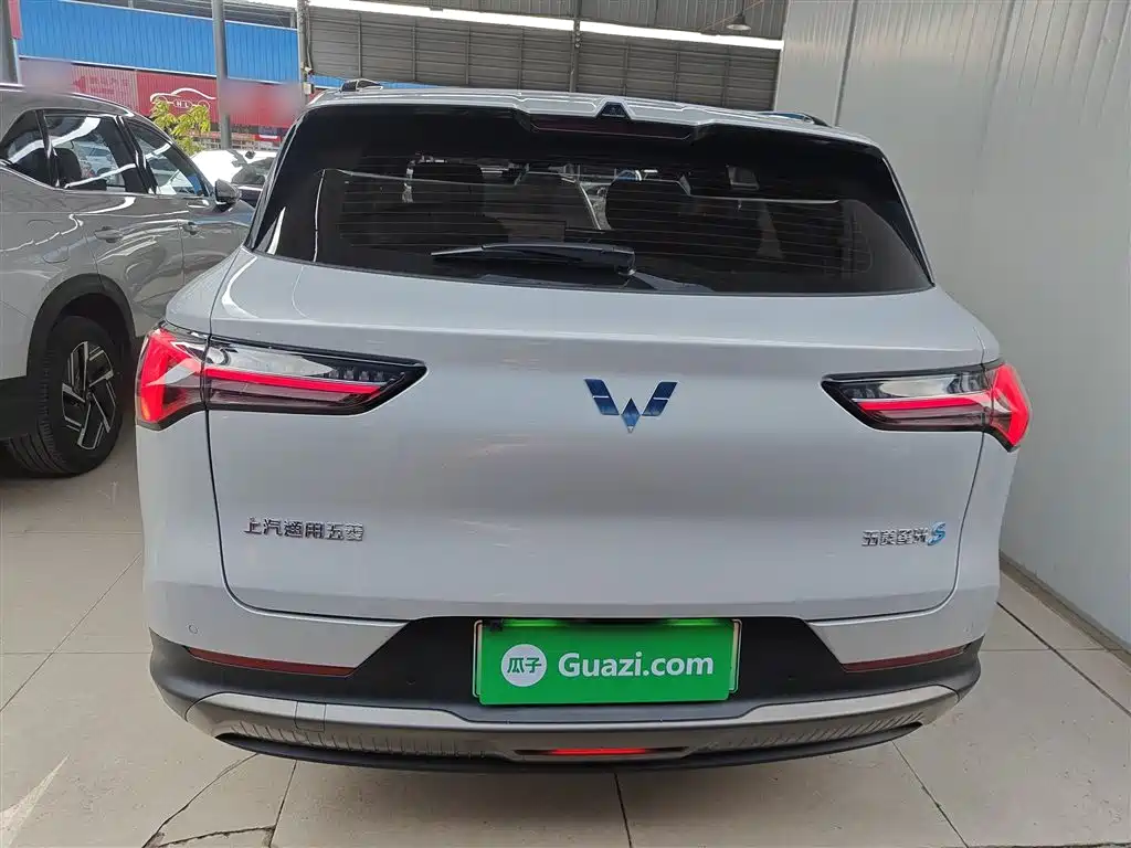 Wuling Starlight S 2024 model 130km pilot model купить на сайте DeffCars