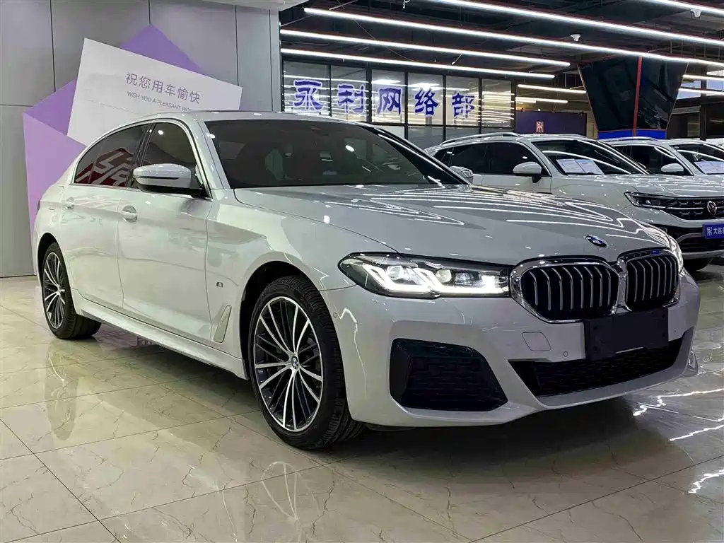 BMW 5 Series 2022 facelift 530Li leading M sports package купить на сайте DeffCars