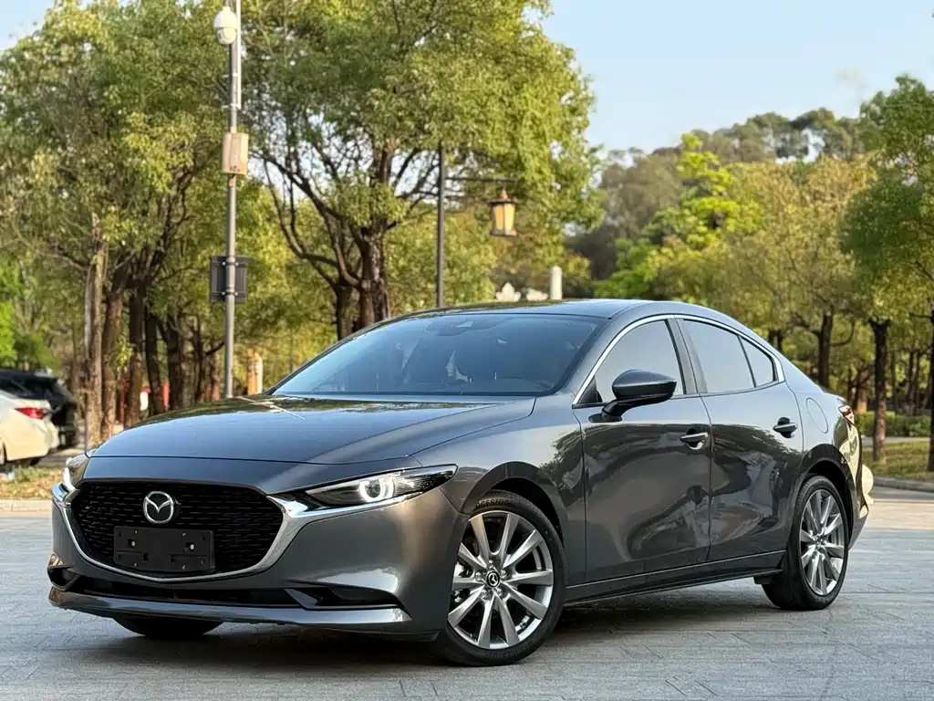 Mazda3 Angkesela 2023 2.0L Automatic Premium Edition купить на сайте DeffCars