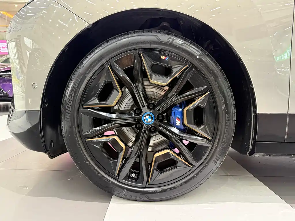 BMW iX M60 2023 M60 купить на сайте DeffCars