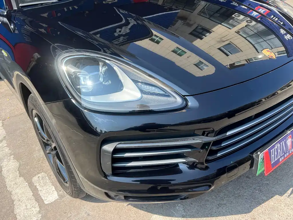 Cayenne New Energy 2021 Cayenne E-Hybrid 2.0T купить на сайте DeffCars