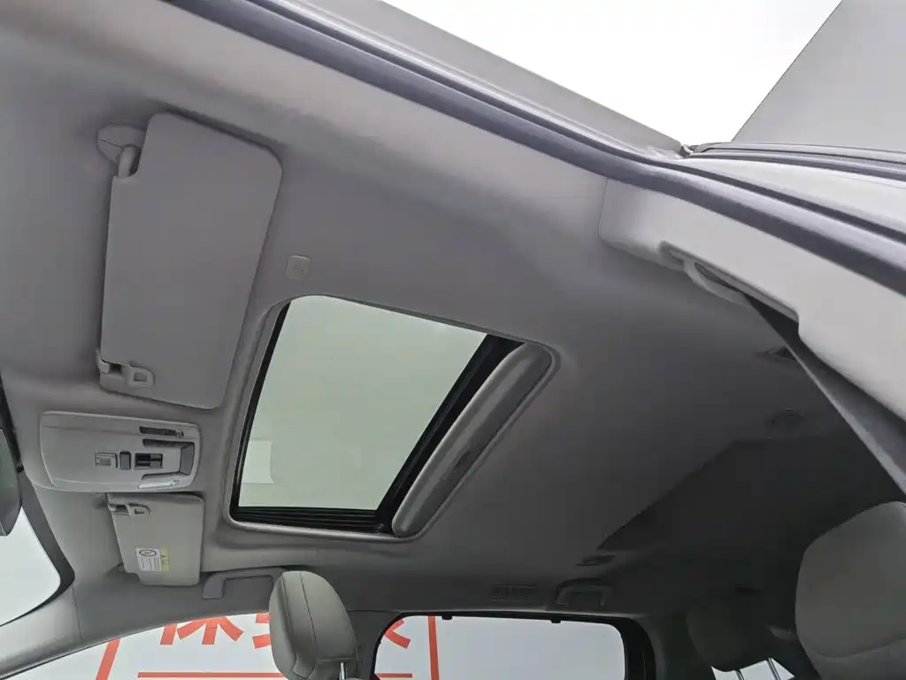 SIENNA 2023 2.5L Hybrid Comfort Edition купить на сайте DeffCars