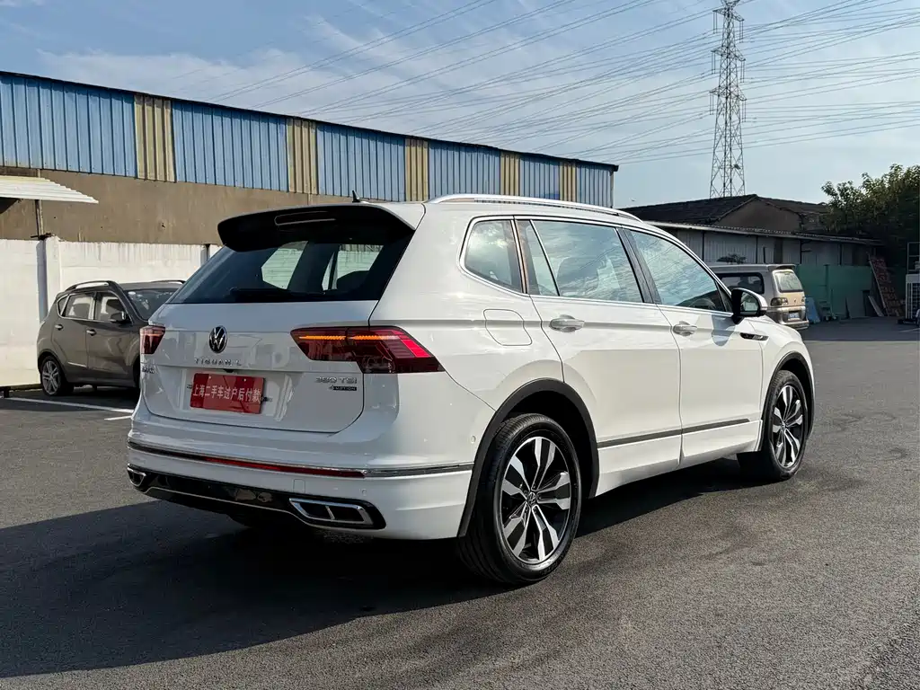 Tiguan L 2022 380TSI automatic four-wheel drive R-Line flagship version 7 seats купить на сайте DeffCars