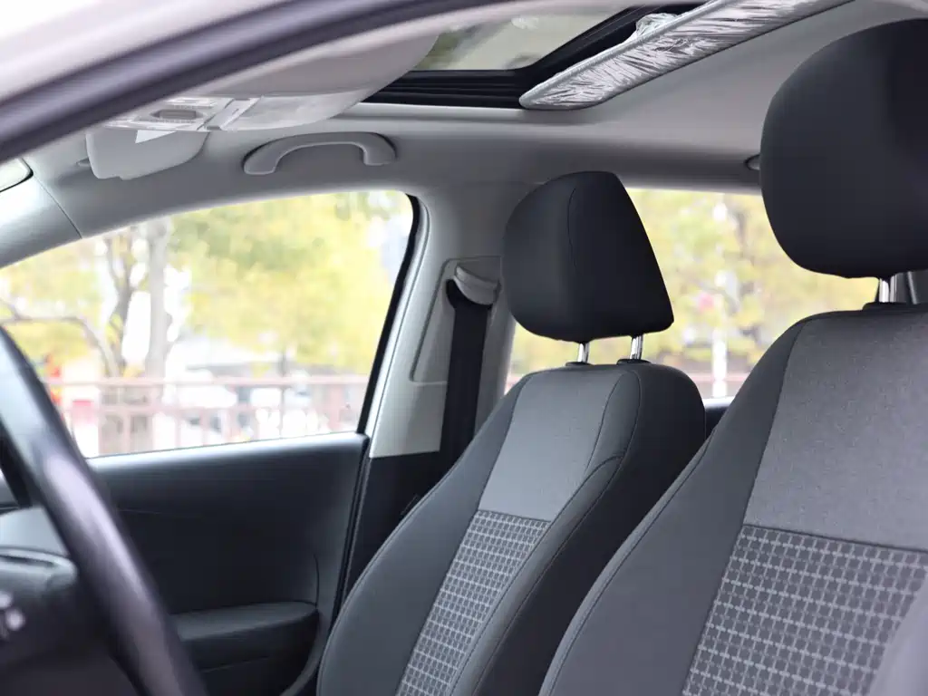 Polo 2016 1.6L automatic comfort model купить на сайте DeffCars