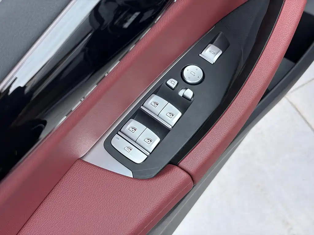 BMW X3 2023 xDrive25i M Sports Package купить на сайте DeffCars