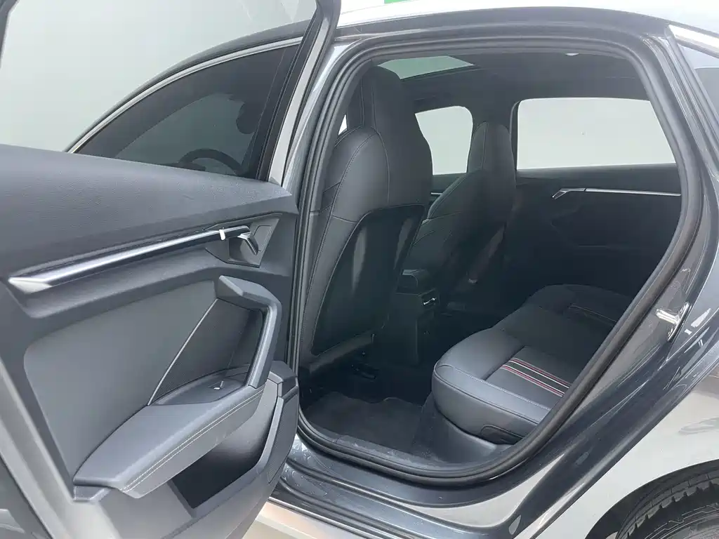 Audi A3 2023 facelift A3L Limousine 35 TFSI fashionable and sporty купить на сайте DeffCars