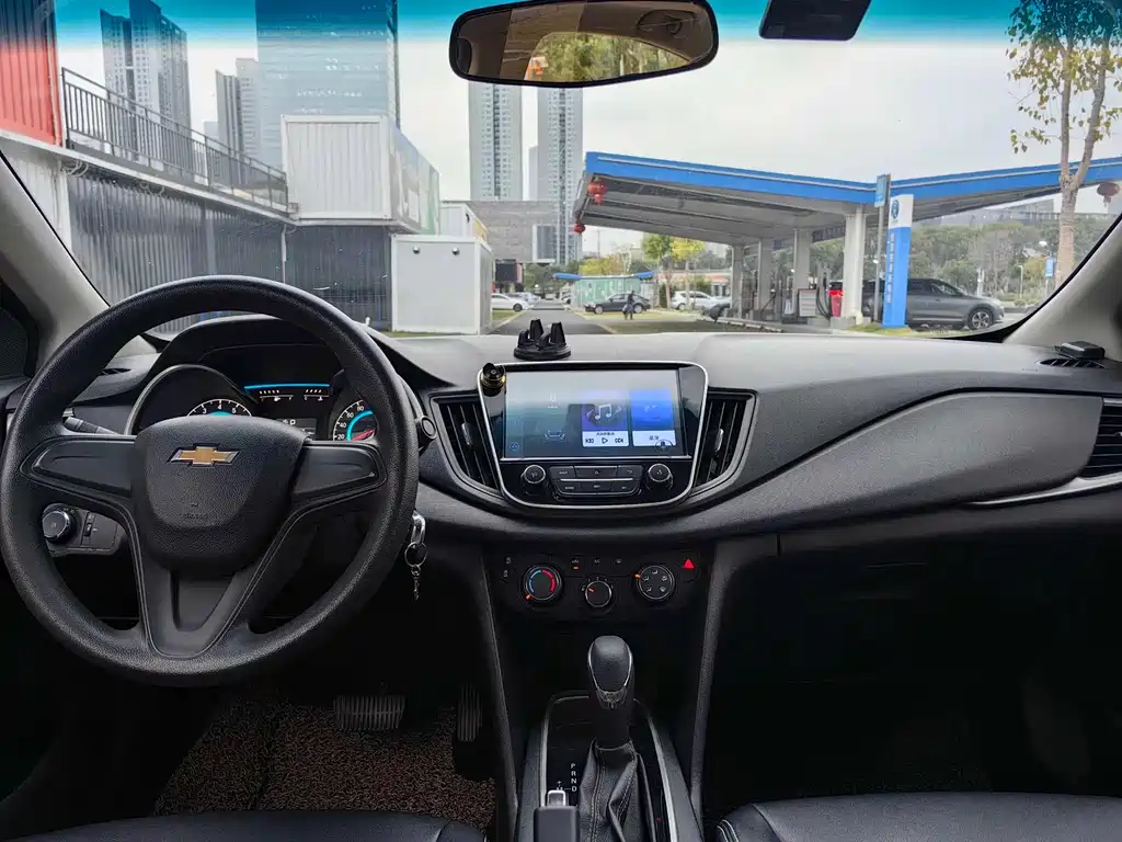Kovoz 2019 320 automatic sunroof version купить на сайте DeffCars