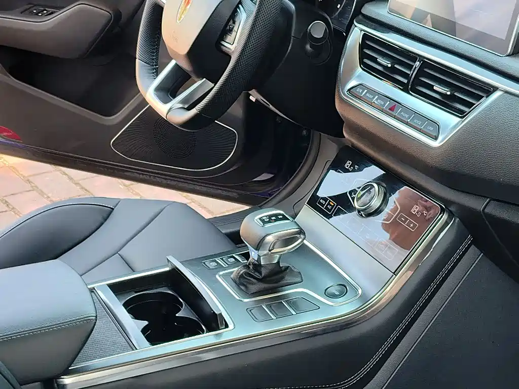 Hongqi H5 2020 1.5T DCT Flag Rhyme Edition купить на сайте DeffCars