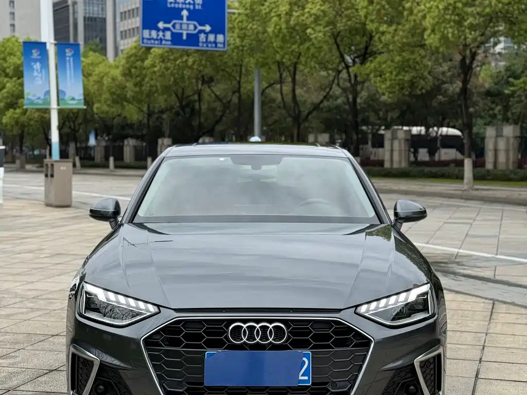 Audi A4L 2022 40 TFSI Fashionable and Dynamic купить на сайте DeffCars