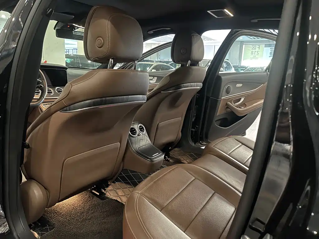 Mercedes-Benz E-Class 2023 E 300 L Sporty and Fashionable купить на сайте DeffCars