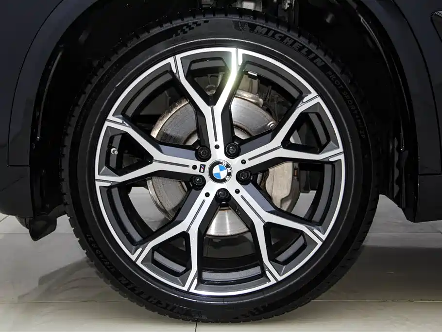 BMW X5 2023 xDrive 30Li Exclusive M Sports Night Package купить на сайте DeffCars