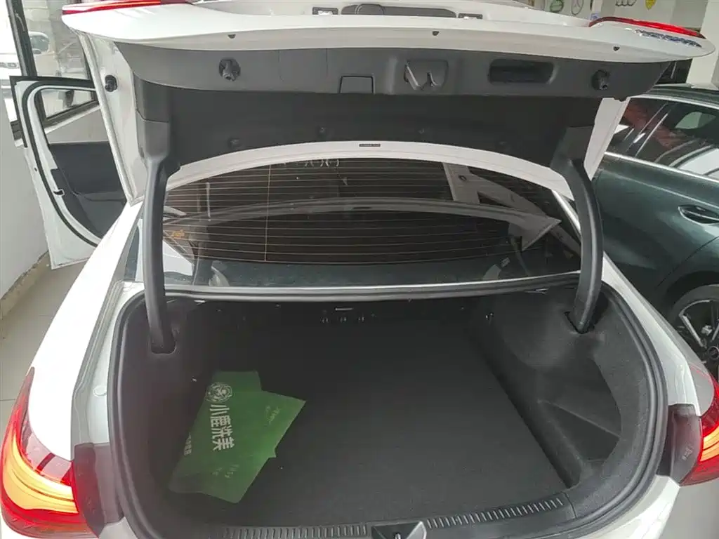 Mercedes-Benz A-Class 2024 facelift A 200 L fashionable model купить на сайте DeffCars
