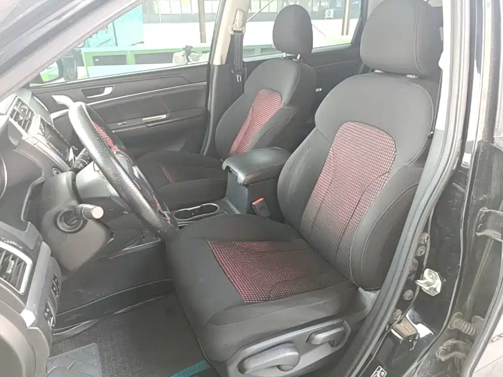 Haval M6 2019 1.5T DCT two-wheel drive urban model National VI купить на сайте DeffCars